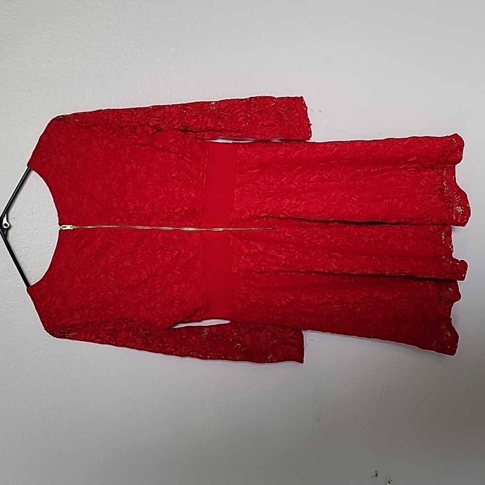 Red Dress - Picture 2 of 4